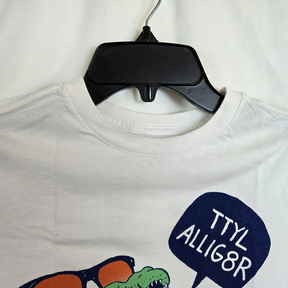 Childrens Place Boys White Tee Crocodile TTYL Short Sleeve Graphic Tee Small 5/6